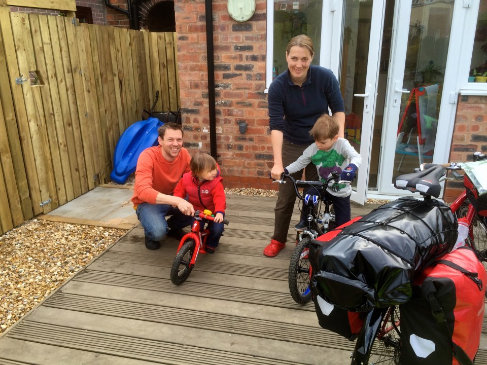 Departing Sheffield; kids getting in the cycling spirit