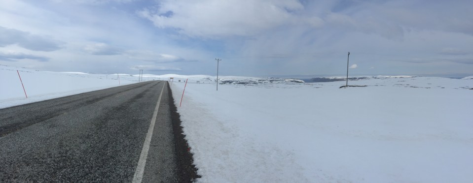 Road to Nordkapp, pretty snowy