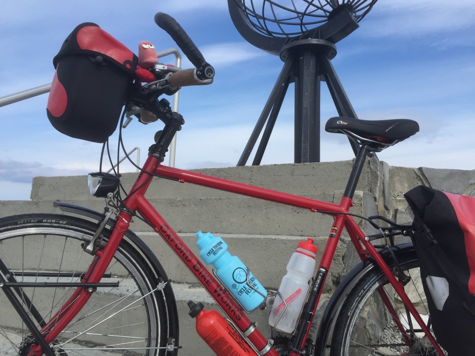 Nordkapp - Cycle Tour Fest bottle, and a travelling lobster