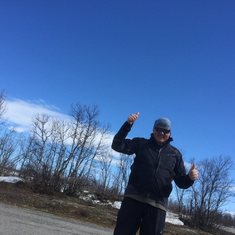 Double thumbs up pirate look for the day