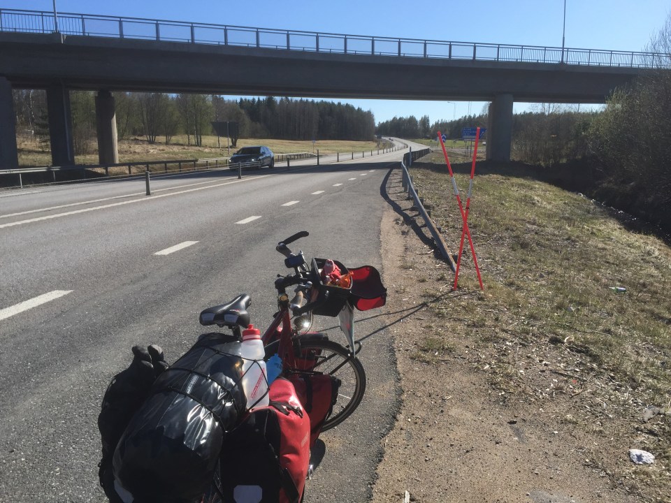 Back on the E04, again