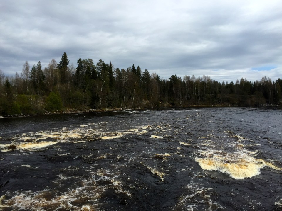 River crossing - turbulent waters