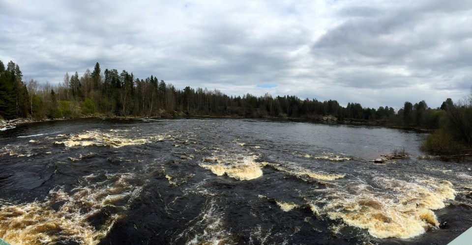 River crossing near Haknas