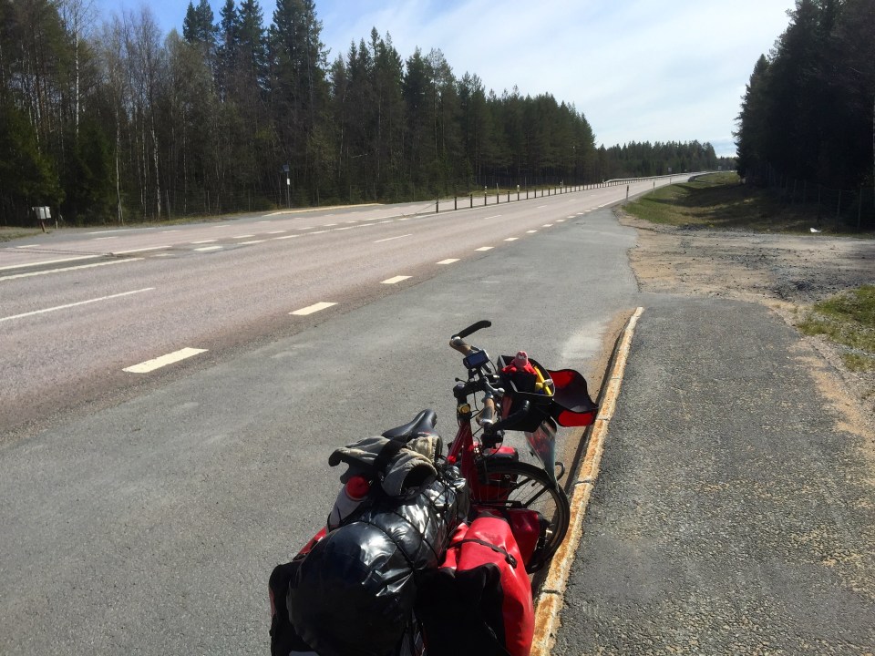 Back on the E04, again