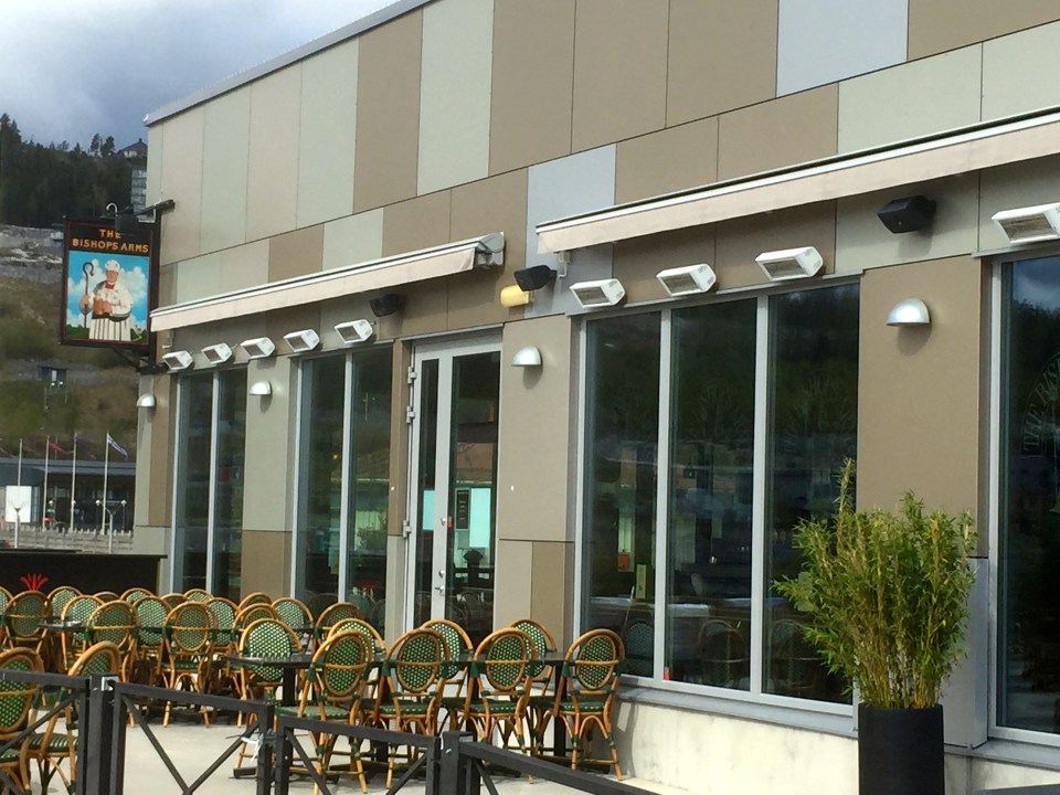 The Bishop's Arms, Ornskaldvic