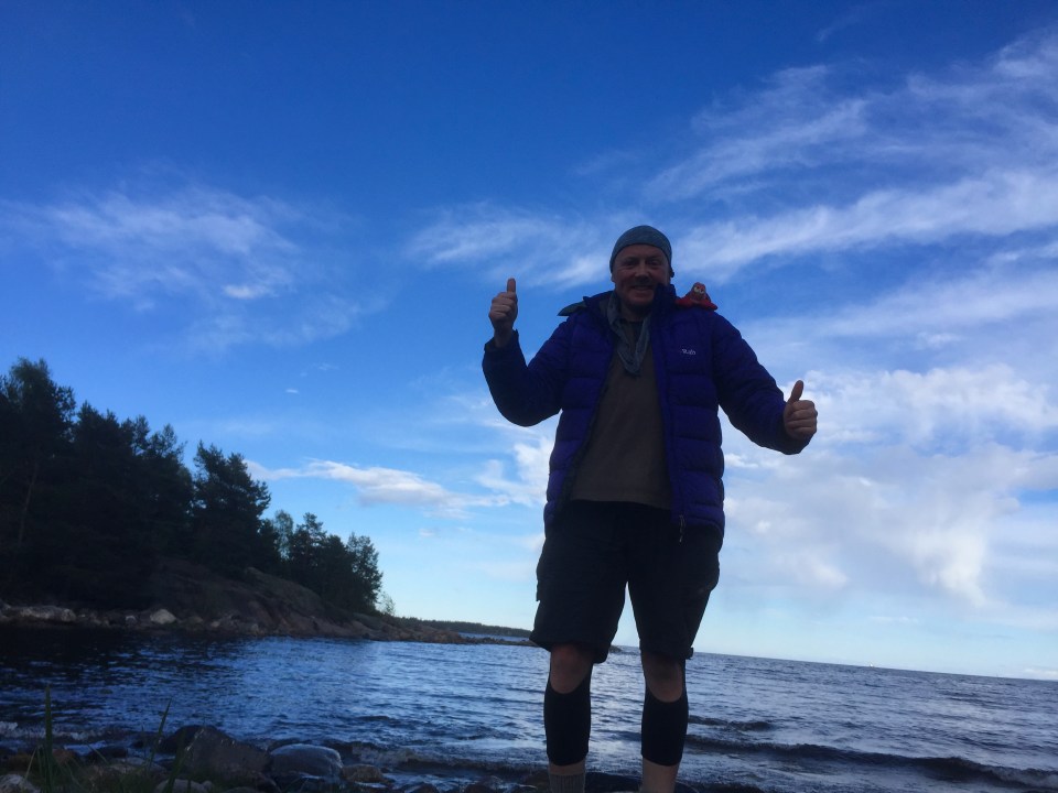 Beachside double thumbs up