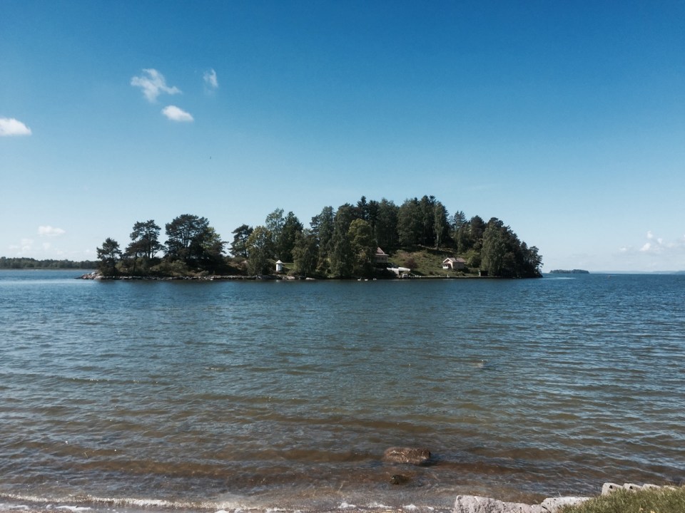 Island looks like a nice place to live - safe in the event of a zombie apocalypse