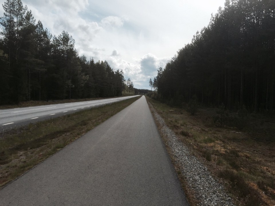 Some great cycle paths alongside deserted roads
