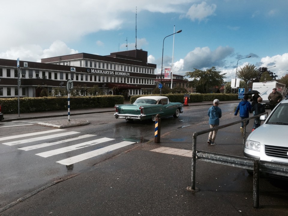 Finally got a pic of an Amercian classic car; so popular in Sweden