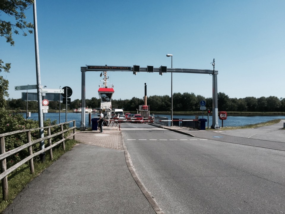 Transport across the Nord Ostsee Kanal