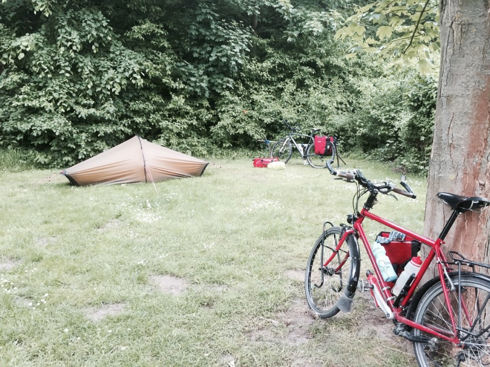 Another tourer with a Hilleburg Akto