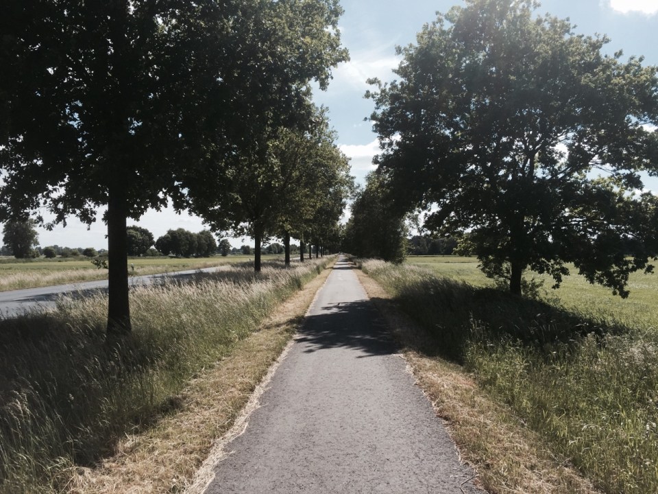 Through the countryside to Bremen