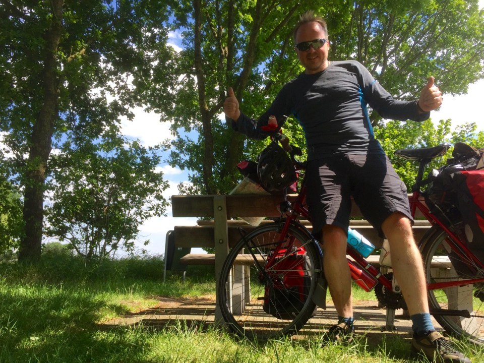 Double thumbs up for a new country