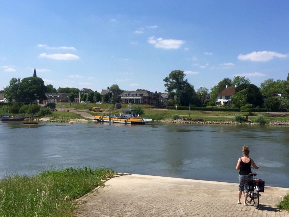 €1 Ferry crossing back towards Arnheim