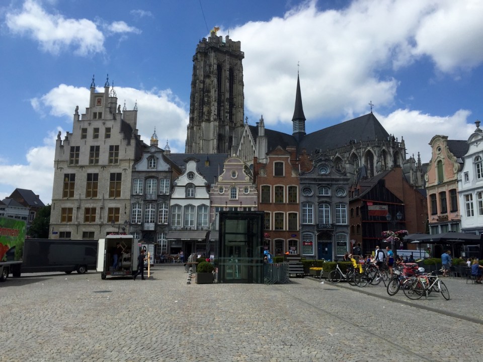 Mechelen 2 - pretty houses
