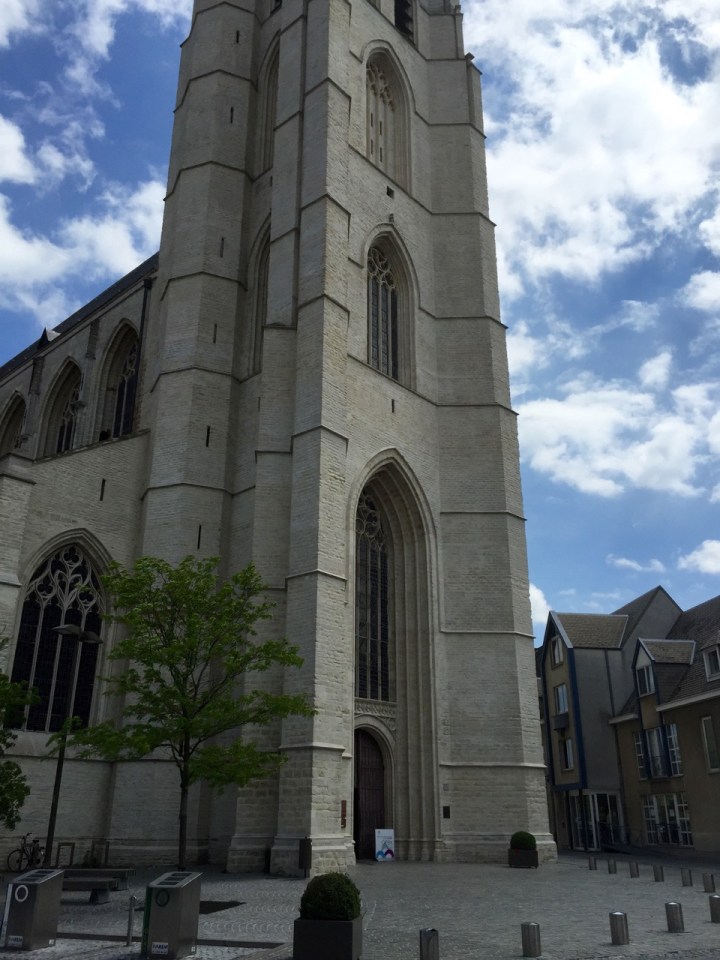 Mechelen - another church, nice cornices I imagine