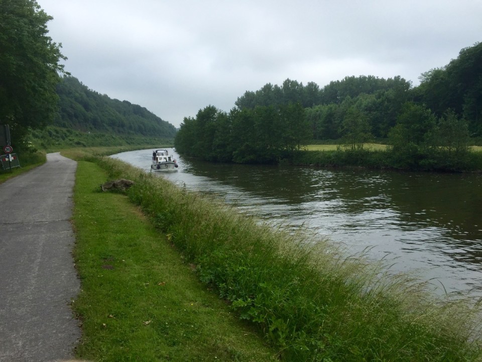 Sambre - tranquil after Charleroi