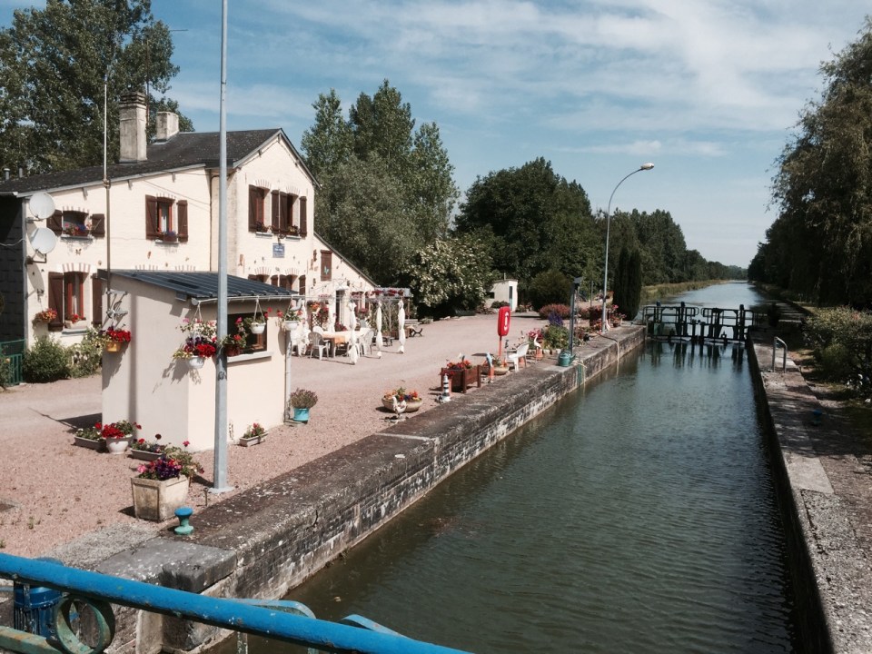 On my way to St. Quentin - lock