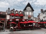 Lots of street restaurants in St. Quentin