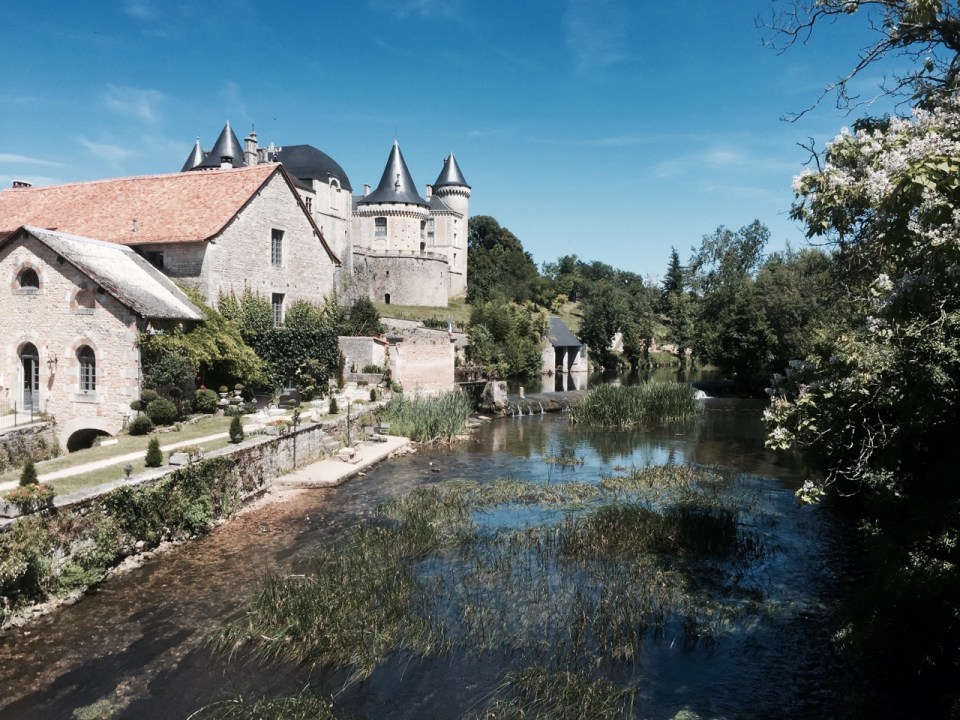 Verteuil-sur-Charente - river and chateau