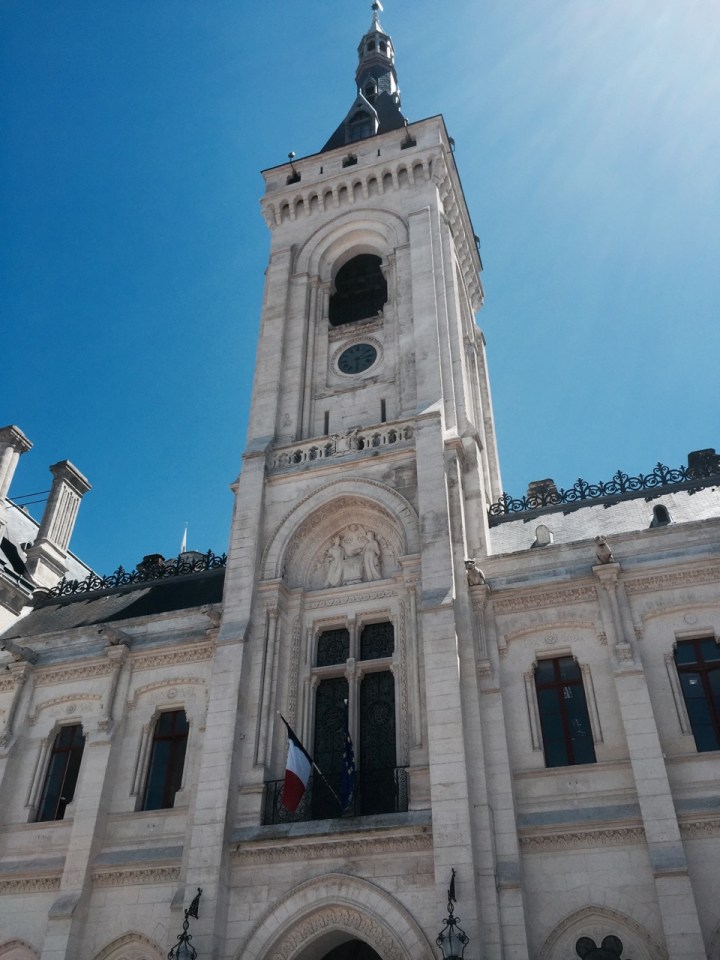 Angouleme 2 - central building