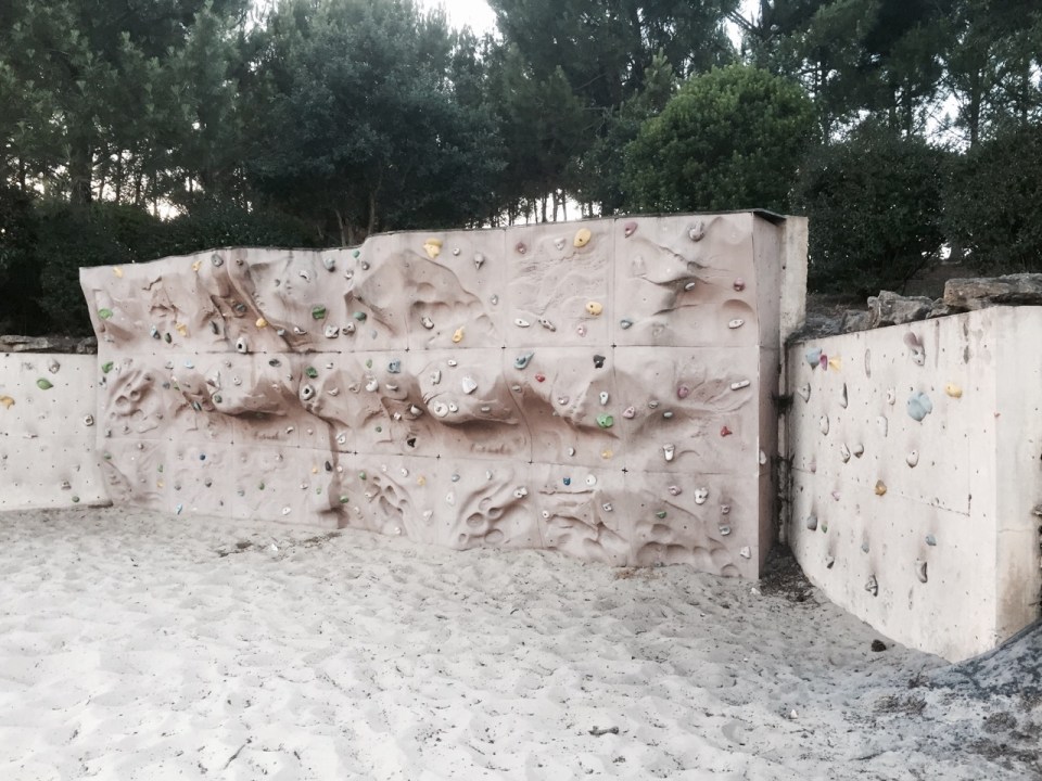 Climbing wall at Mimizan-sur-Plage campsite