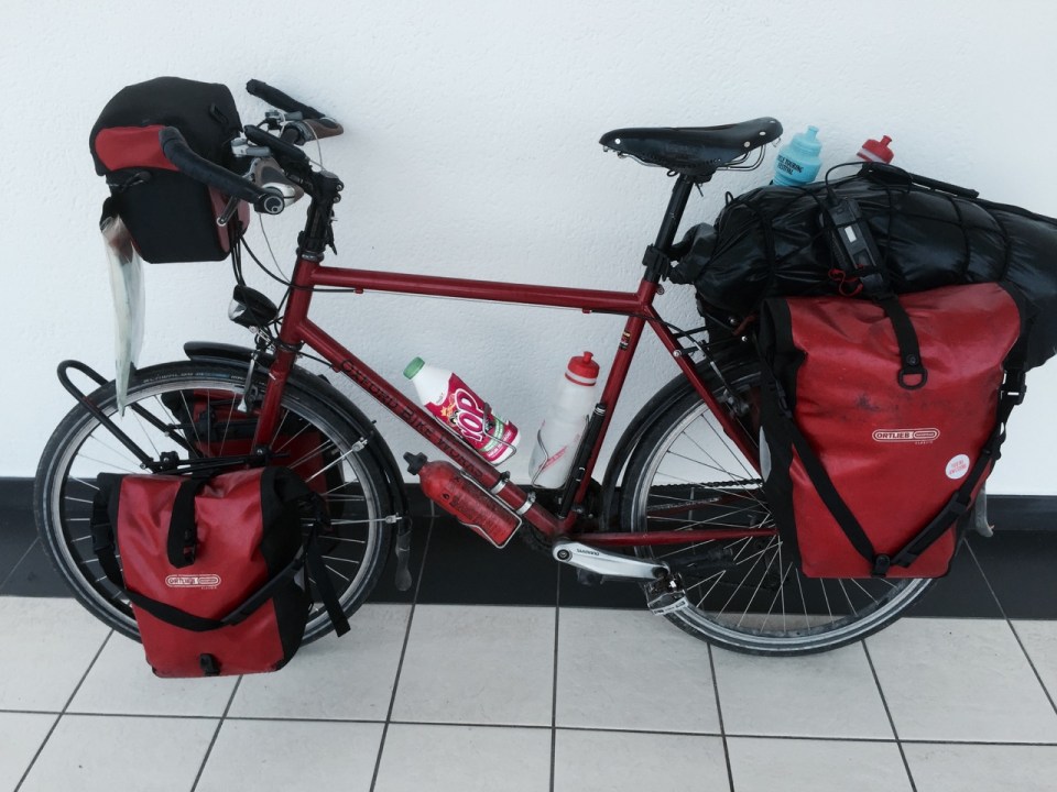 Supermarket stop - yoghurt break