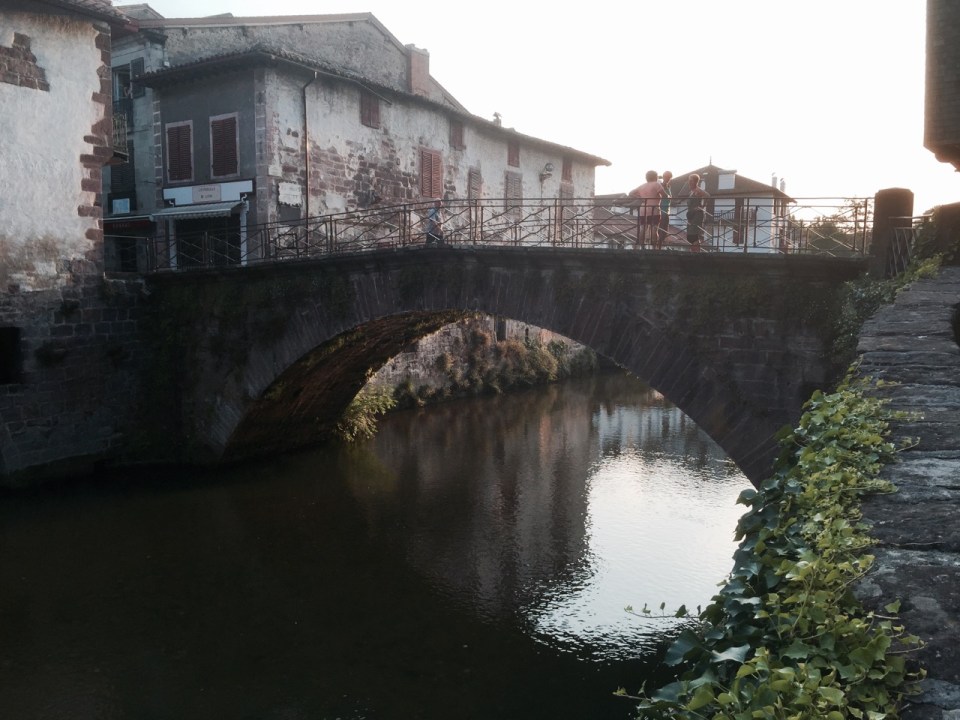 St-Jean-Pied-de-Port - bridge