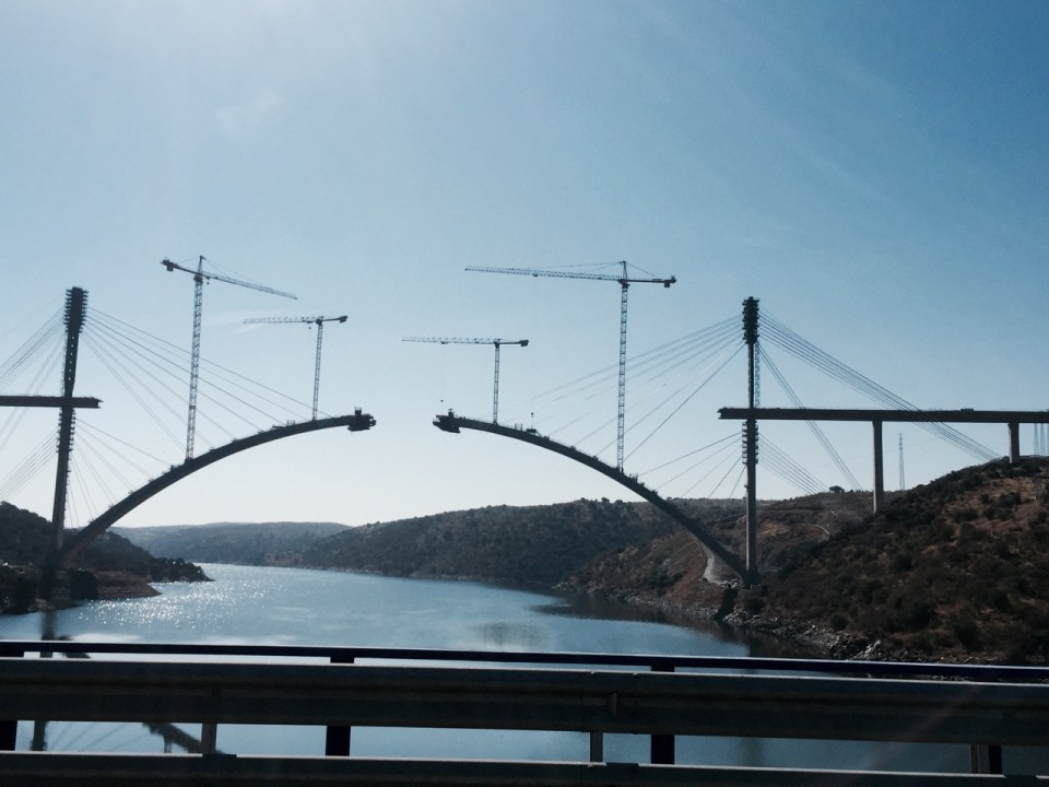 Railway bridge 1 under construction