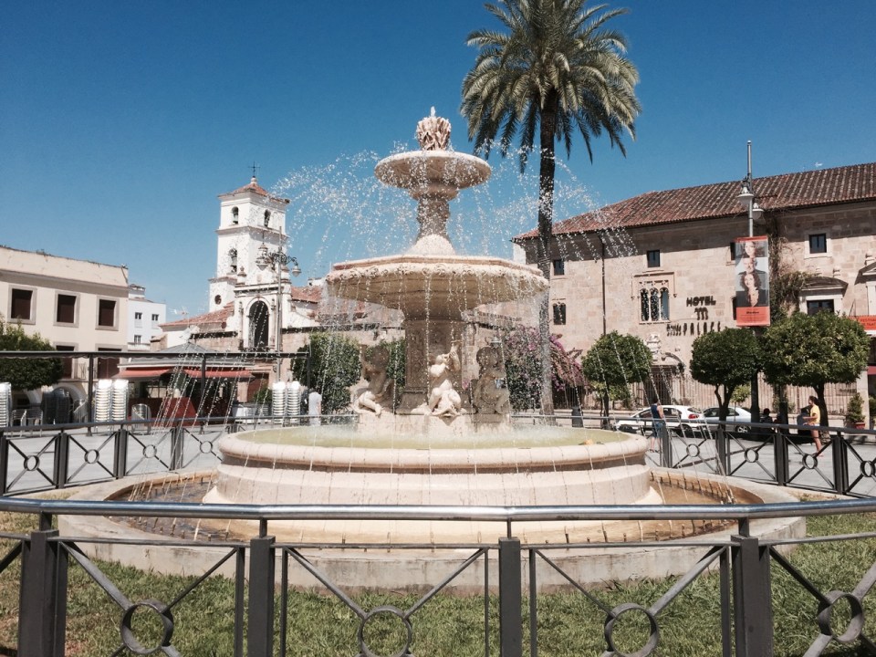 Plaza fountain, Merida