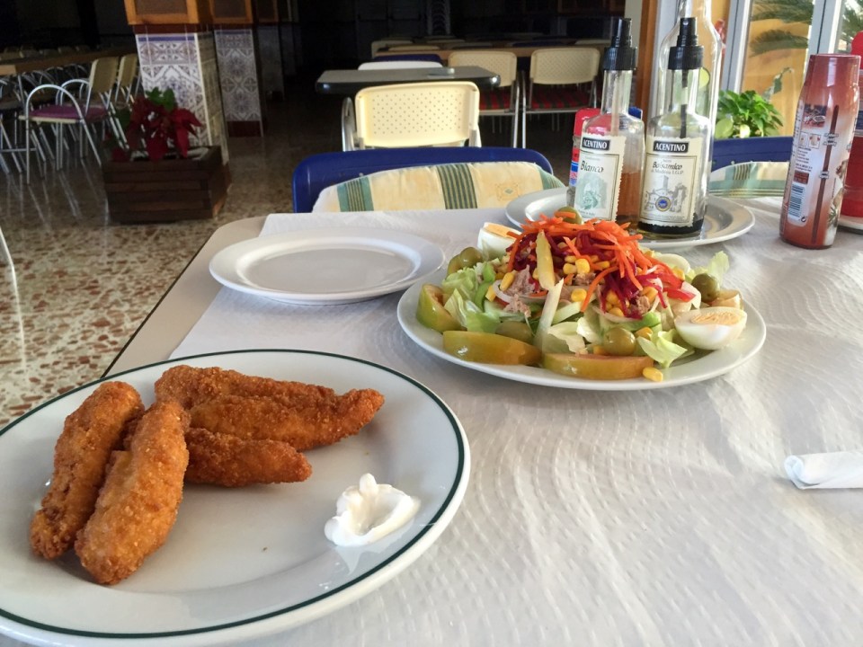 Salad and chicken dinner