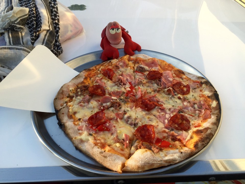 Pizza - fuel for tomorrow, lobster can have a crust