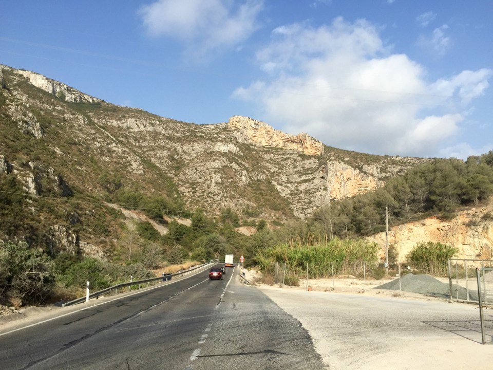 Through the hills to Gata de Gorgos