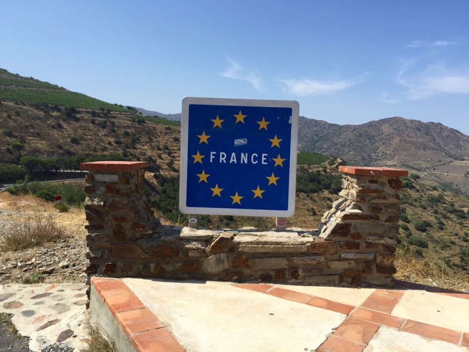 Crossing the border to France, enfin