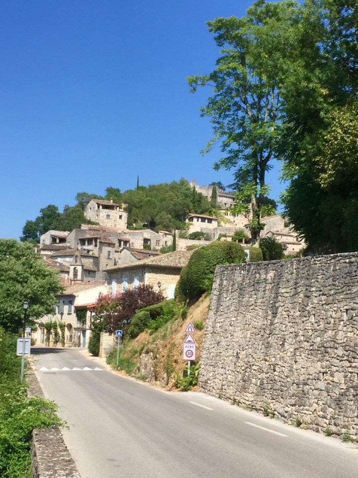 Rochegude; very nice house at top of hill