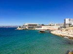 Water very blue, Marseille