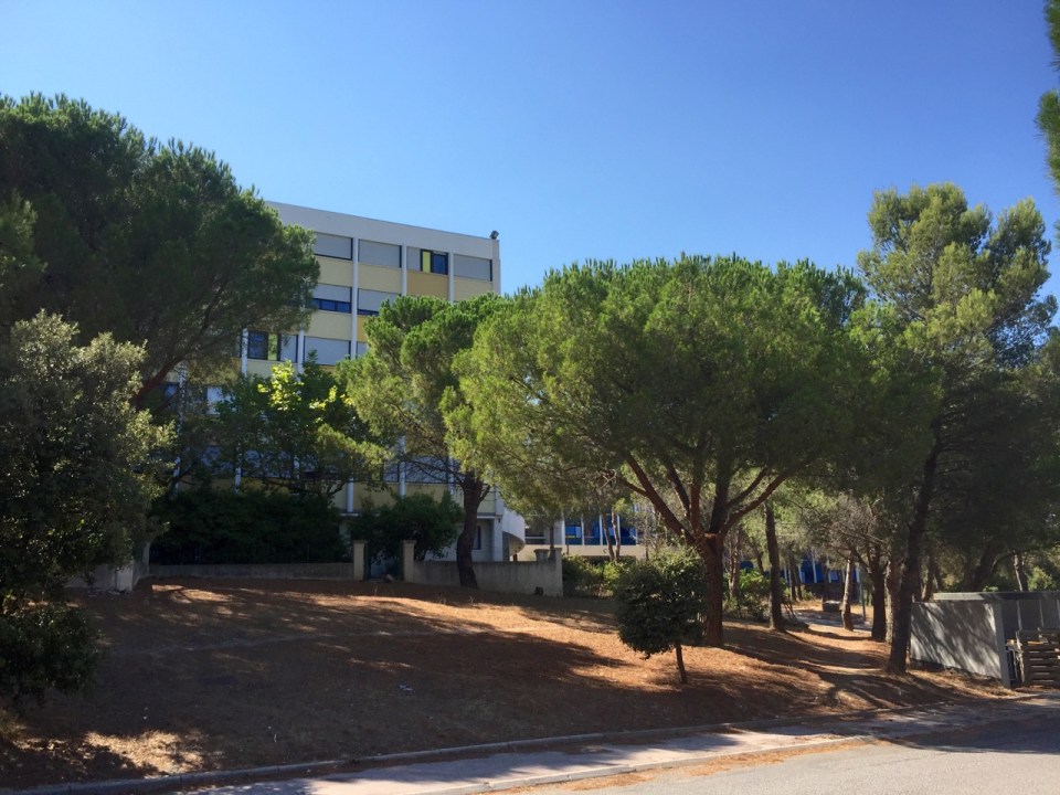 Batiment B, where I used to live