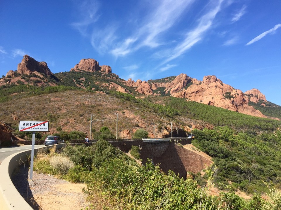 Hills made of red rock; near Antheor