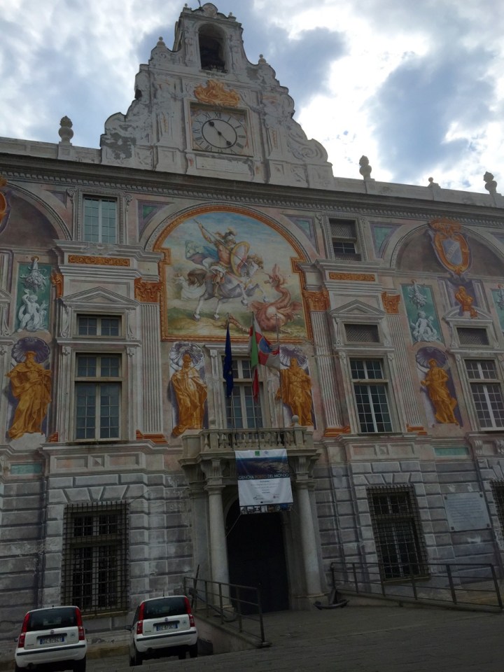 Painted house, Genoa; might be the Bank of St George?