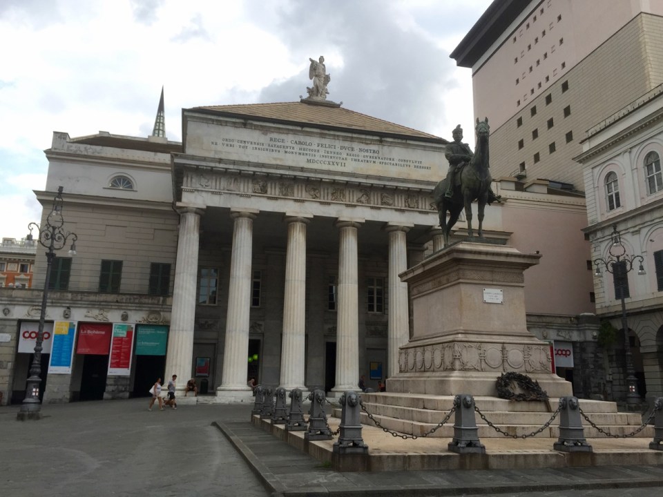 Impressive building, with a Coop incorporated - not sure like on statue would be impressed