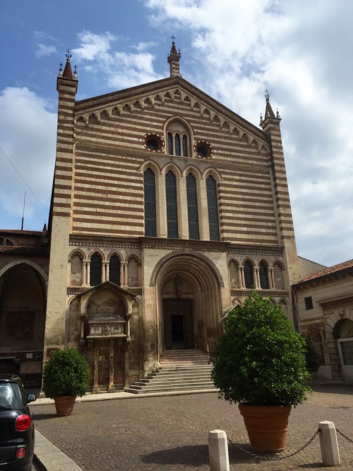 Stripy church, Verona
