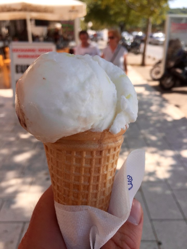 Lemon sorbet ice-cream, Makarska