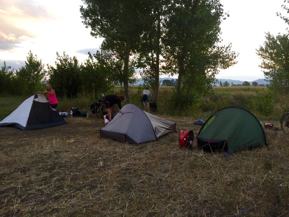 Found a good spot to wild camp - fallow field