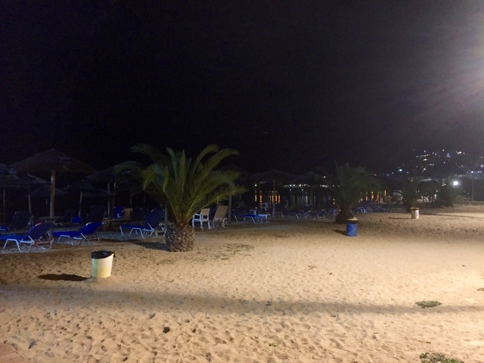 Beach next to Paradiso camping