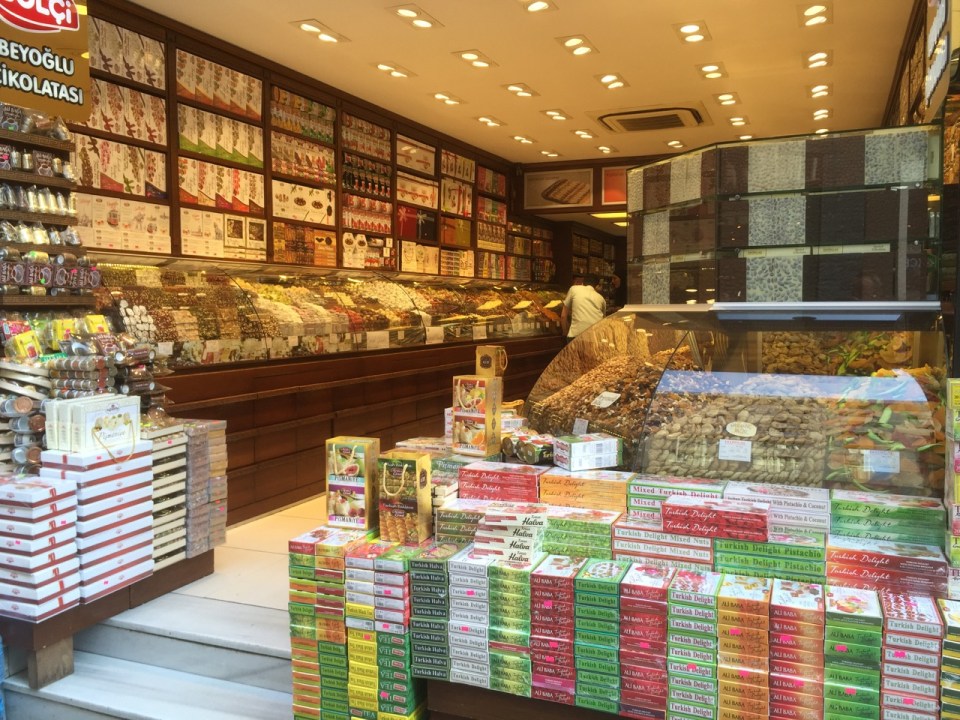 And of course a lot of Turkish Delight (don't like it, tastes like soap to me)