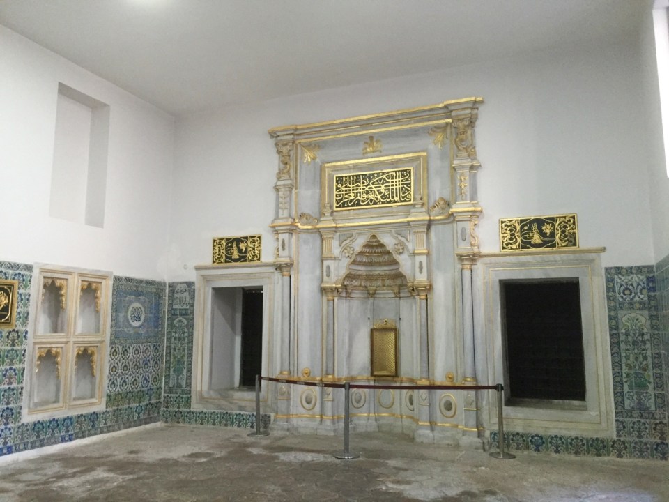 A Topkapi palace chamber