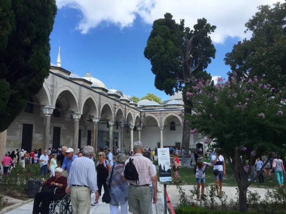 Palace square - very crowded