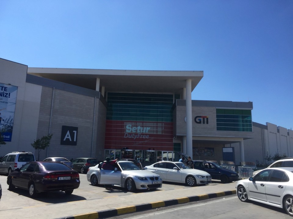 Duty free in no-mans land