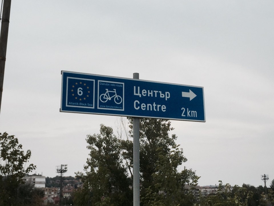 Eurovelo 6 sign, hurrah