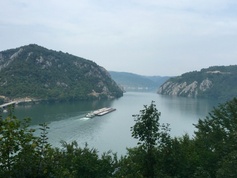 Big barge continues heading down the Danube